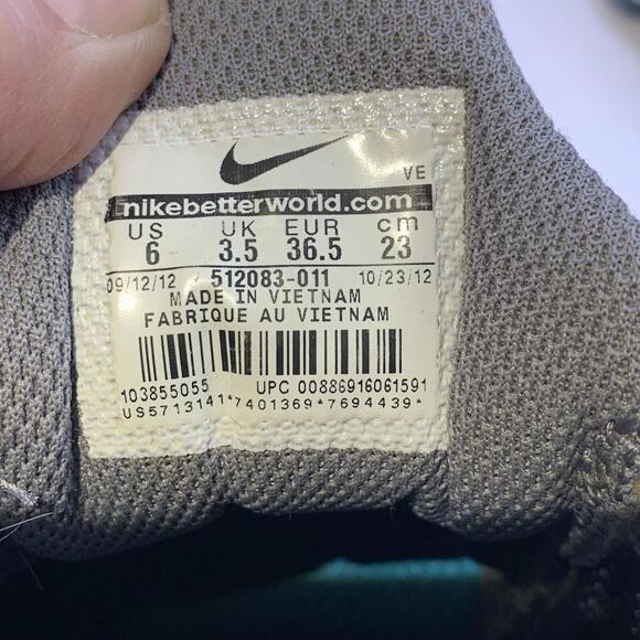 Nike Womens Star Runner 512083-011 Size 6 Sneaker Shoe Footwear​​ - Picture 4 of 7